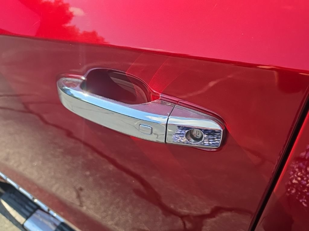2023 GMC Sierra 1500 SLT - Photo 12