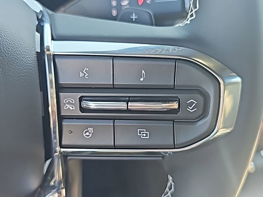 2026 GMC Acadia Denali - Photo 22