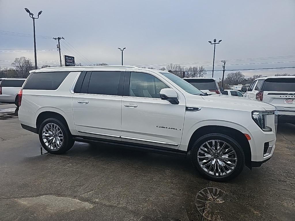 Used 2021 GMC Yukon XL Denali SUV