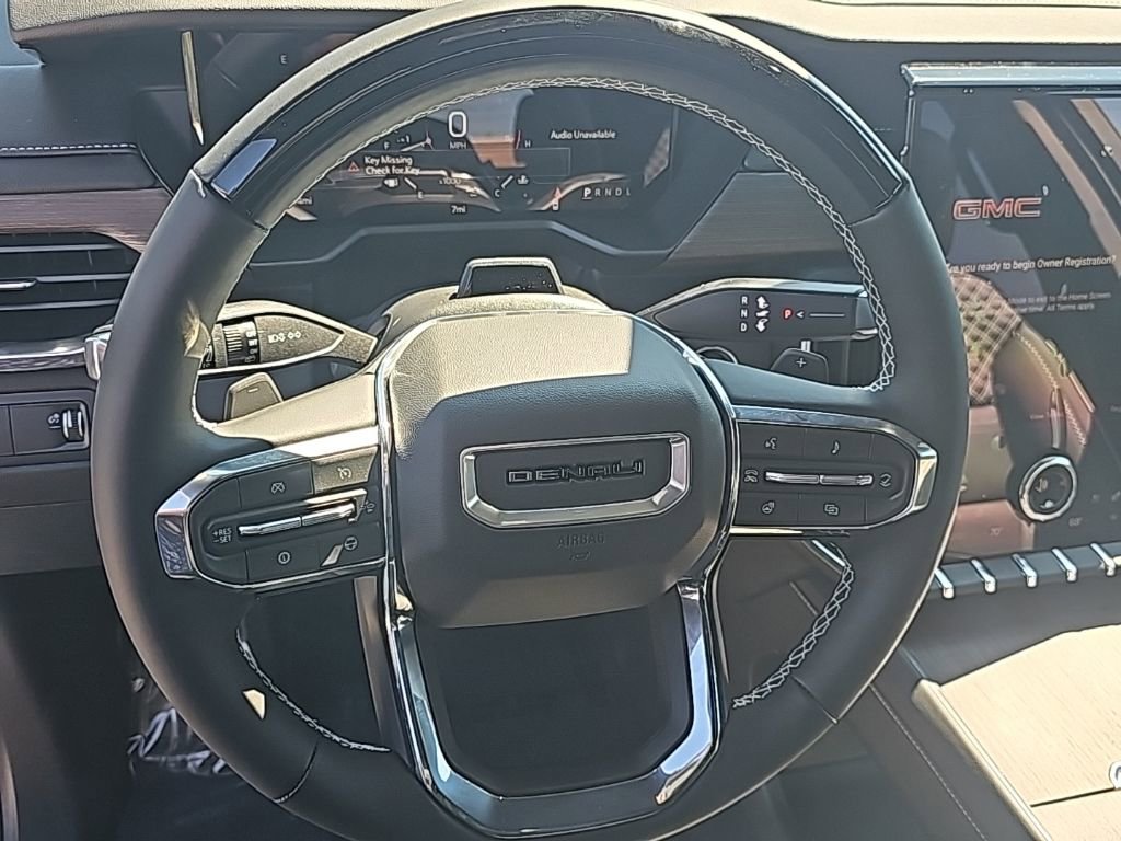 2026 GMC Acadia Denali - Photo 20