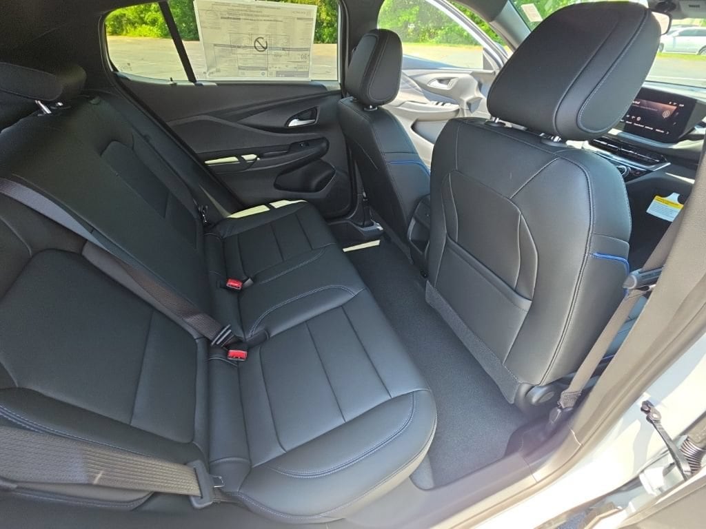 2026 Buick Envista Sport Touring - Photo 18