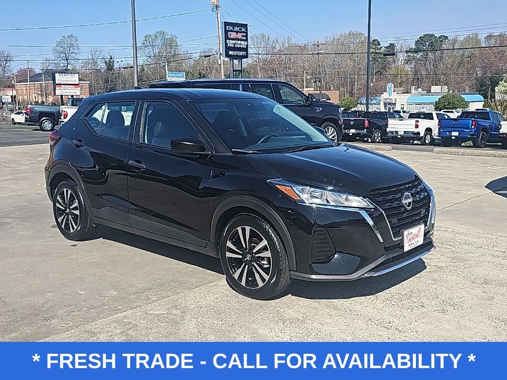 2023 Nissan Kicks S