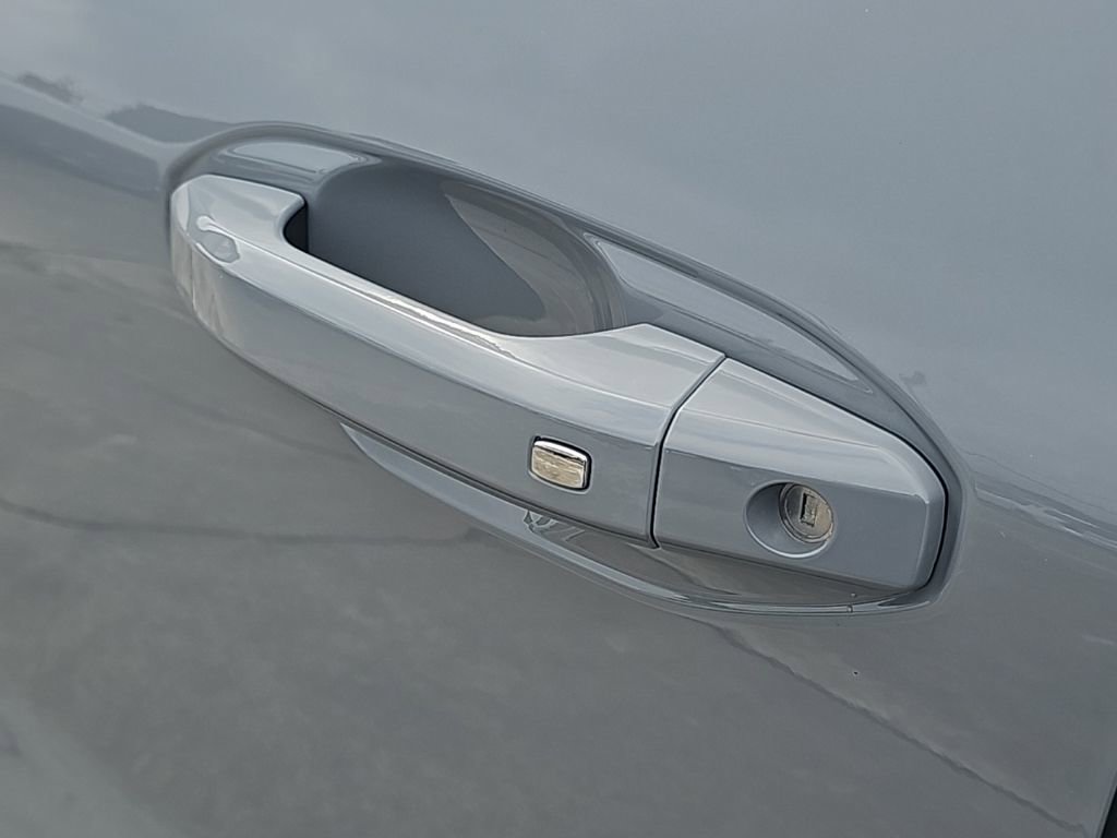 2026 GMC Sierra EV Elevation - Photo 9