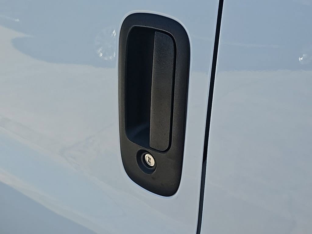 2025 GMC Savana Cargo Work Van - Photo 12