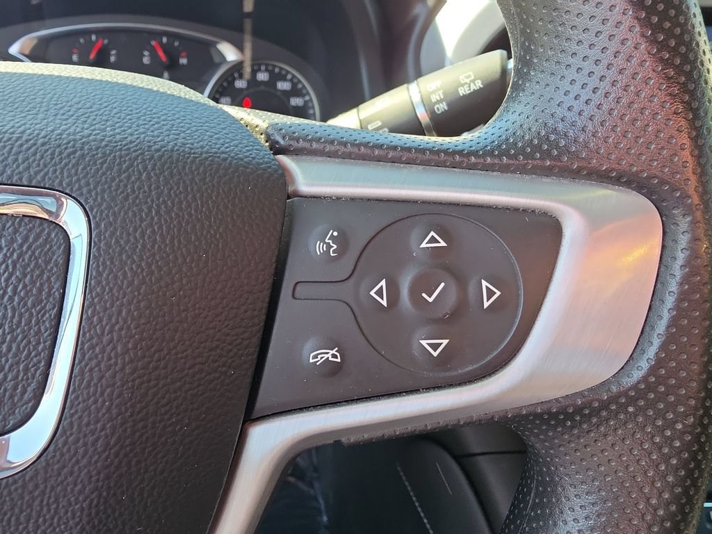 2023 GMC Acadia SLE - Photo 18