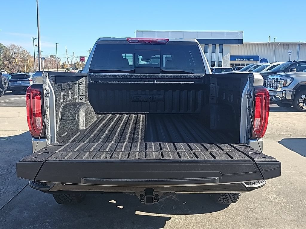2026 GMC Sierra 1500 AT4X - Photo 6