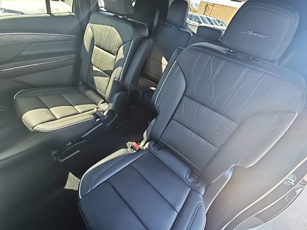 2026 Buick Enclave Avenir - Photo 15