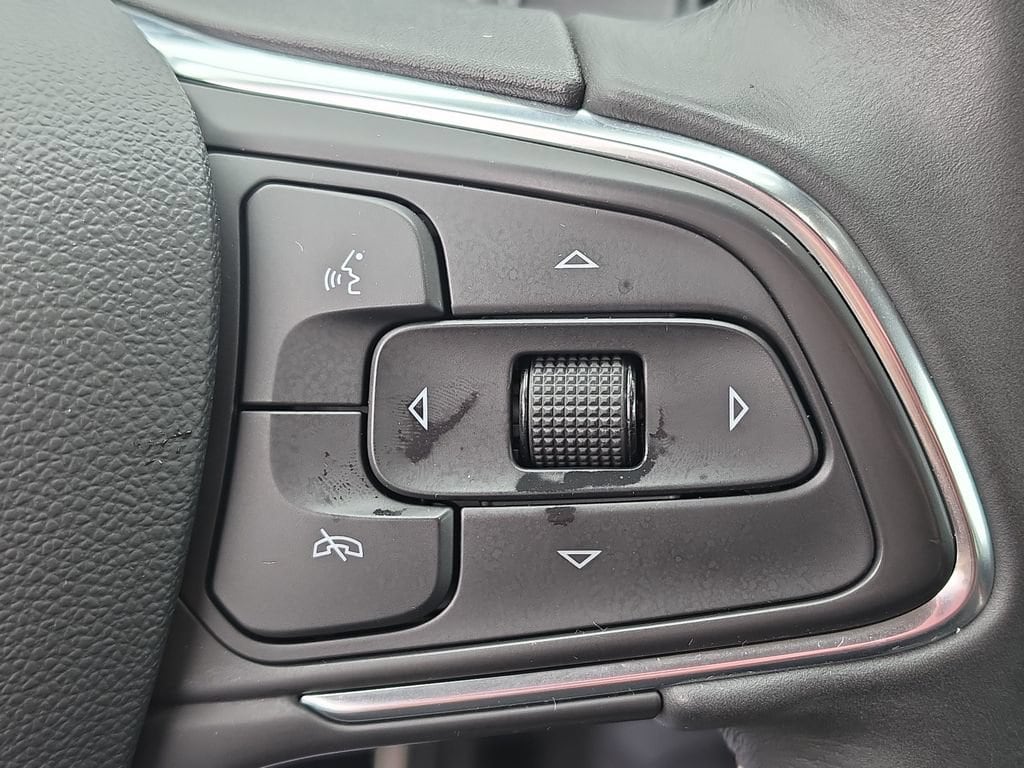 2023 Buick Envision Essence - Photo 22