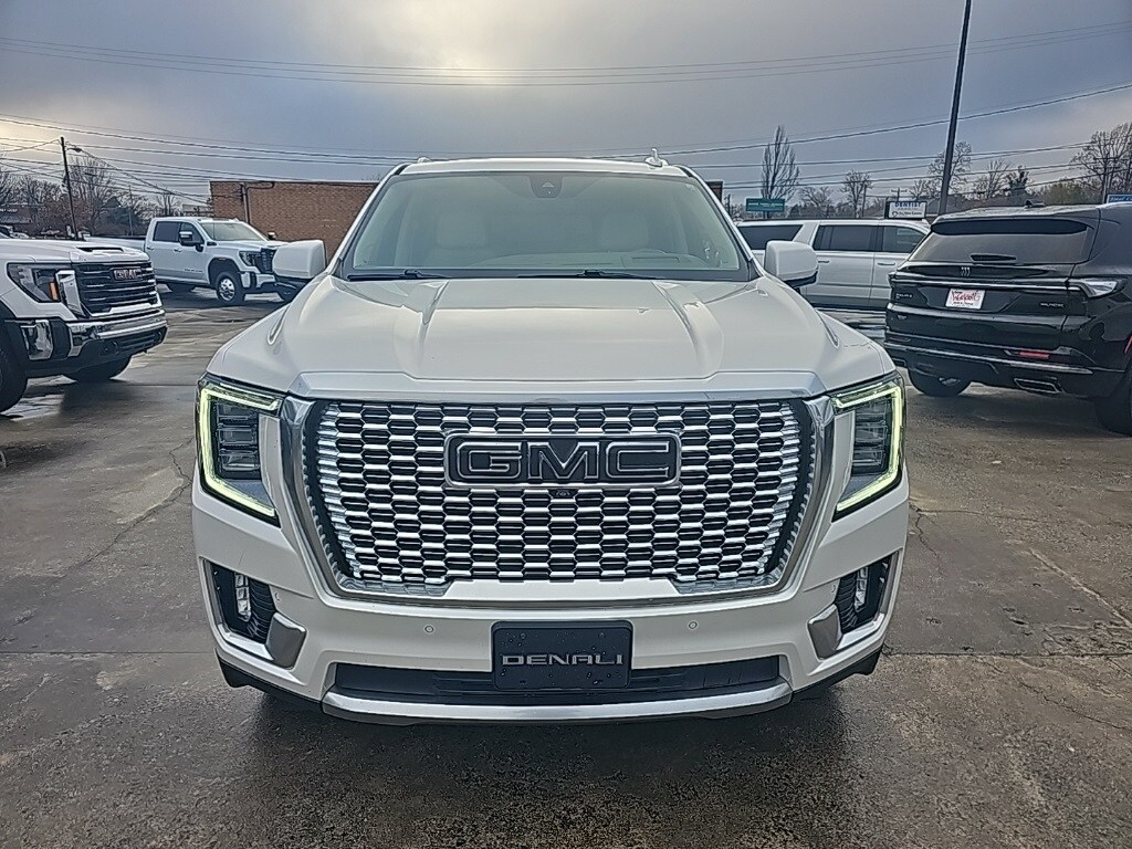 Used 2021 GMC Yukon XL Denali SUV