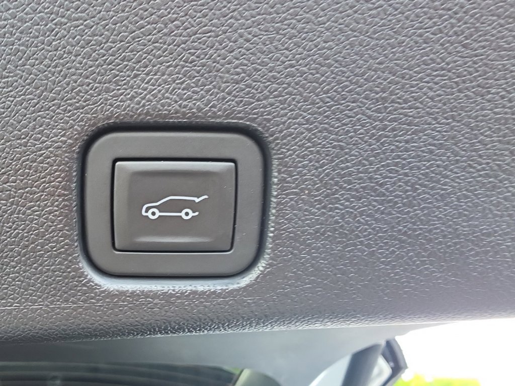2025 Buick Enclave Preferred - Photo 12