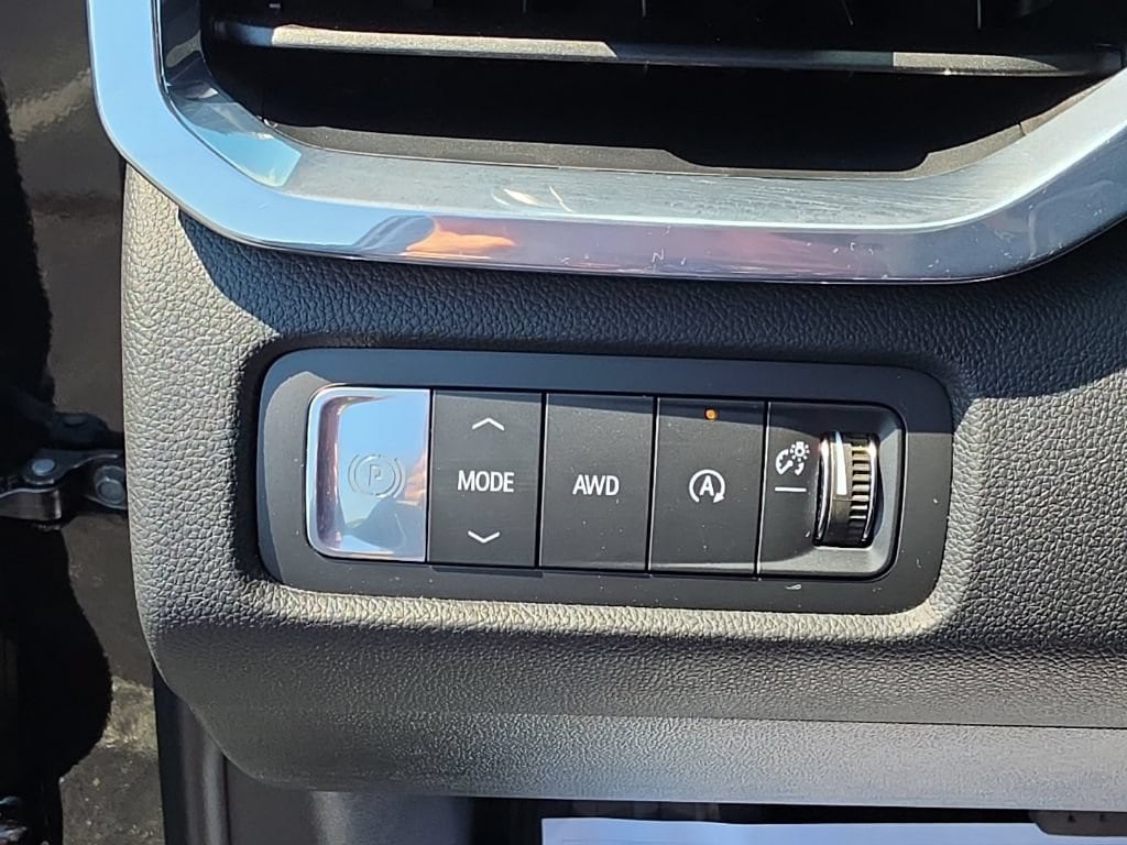 2026 GMC Acadia Denali - Photo 25