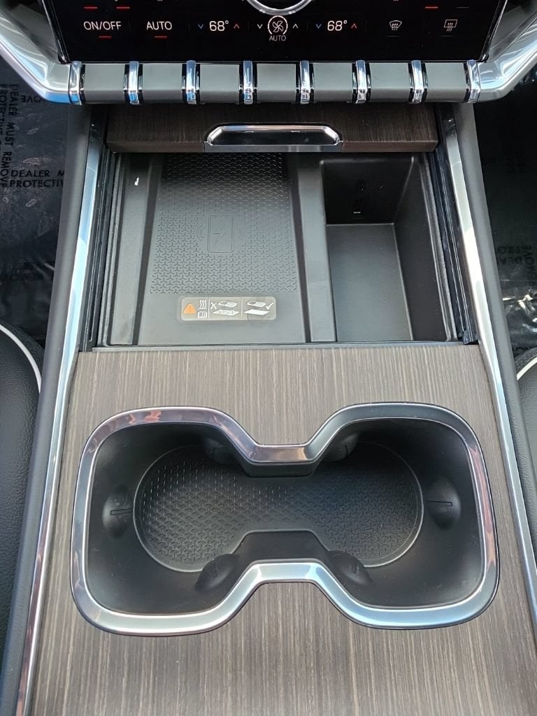 2027 GMC Acadia Denali - Photo 31