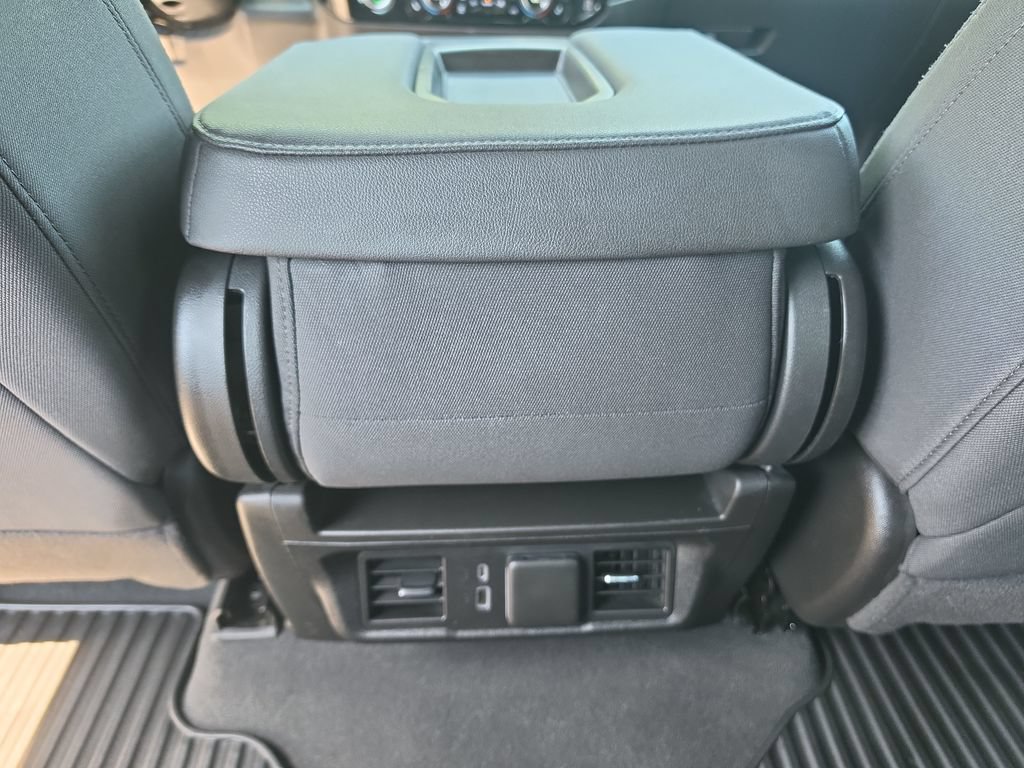 2024 Chevrolet Silverado 1500 LT - Photo 23