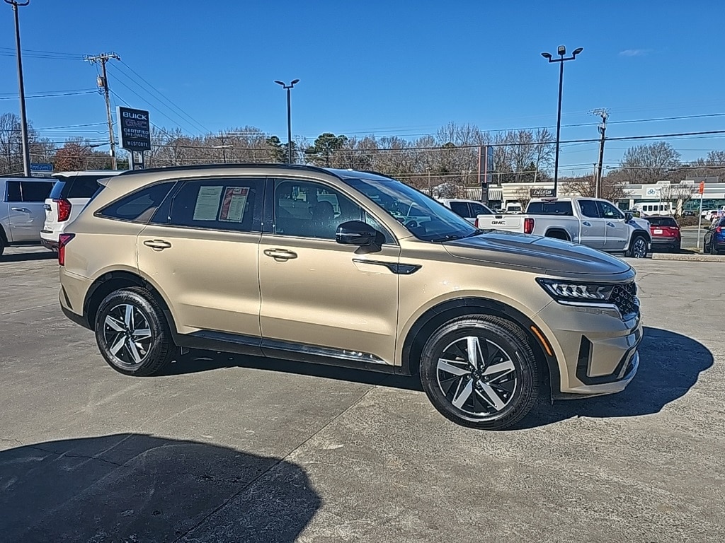 Used 2021 Kia Sorento S with VIN 5XYRL4LC5MG053756 for sale in Burlington, NC