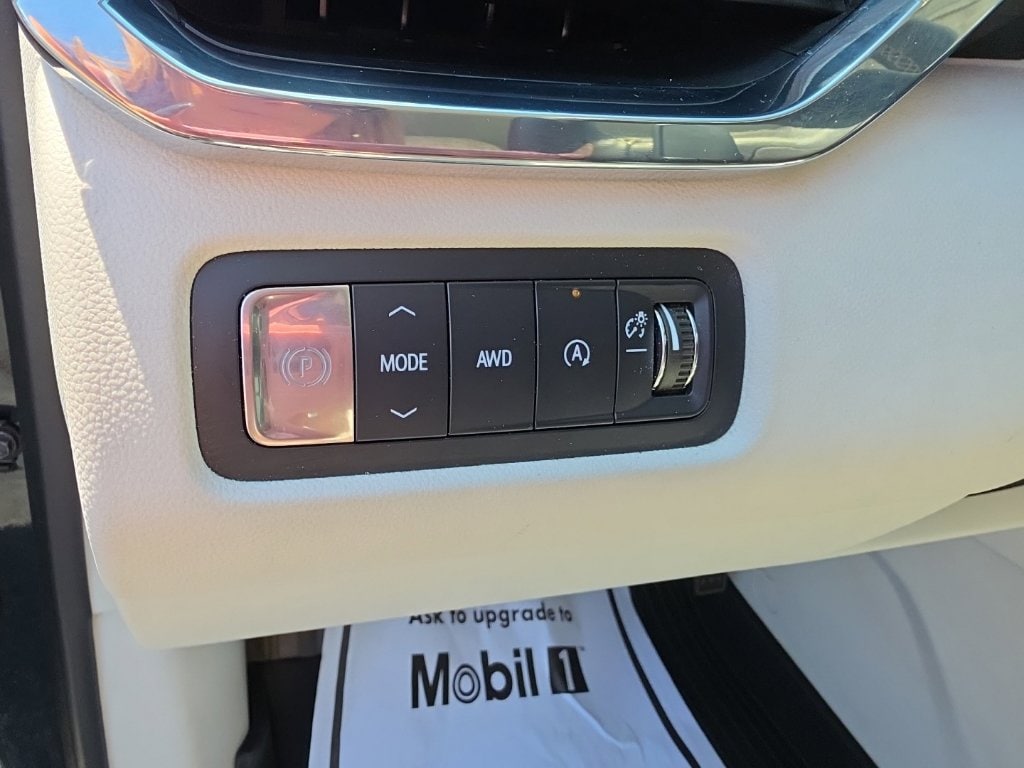 2024 GMC Acadia Denali - Photo 28