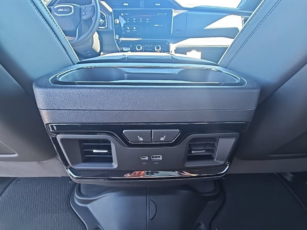 2026 GMC Sierra 1500 AT4X - Photo 14