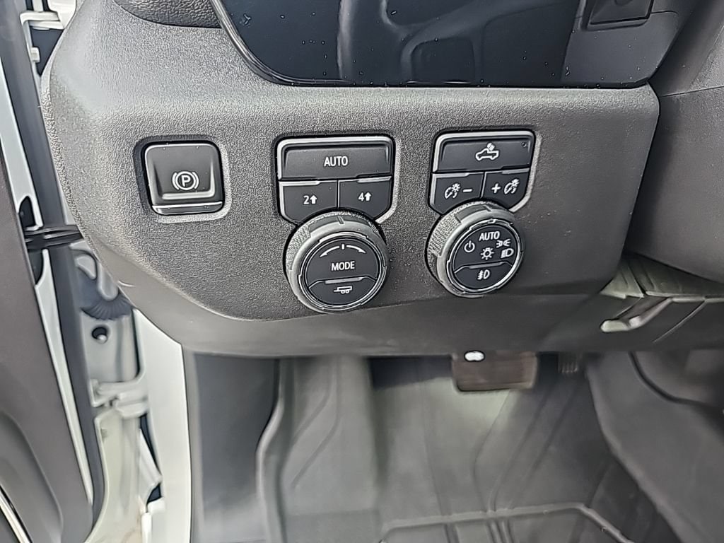 2023 Chevrolet Silverado 1500 RST - Photo 18