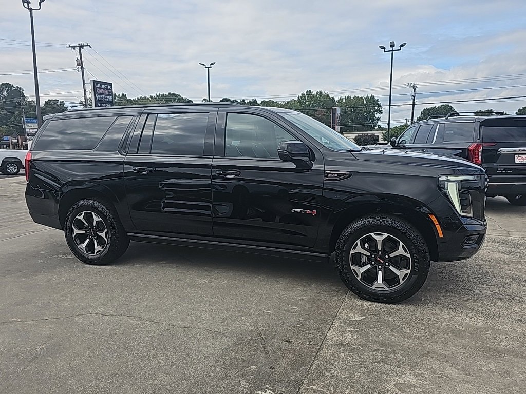2025 Gmc Yukon XL AT4 Ultimate photo 2