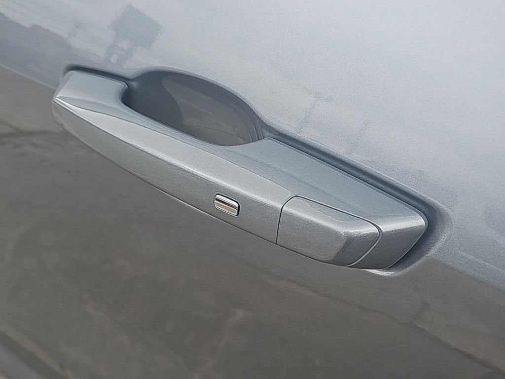 2026 GMC Acadia Elevation - Photo 10