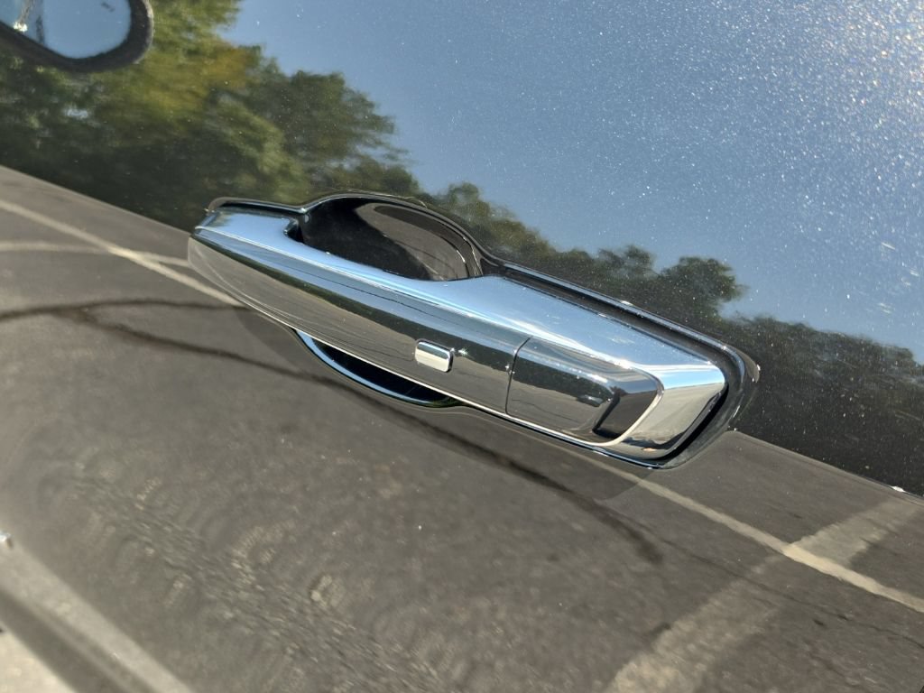 2026 GMC Acadia Denali - Photo 13