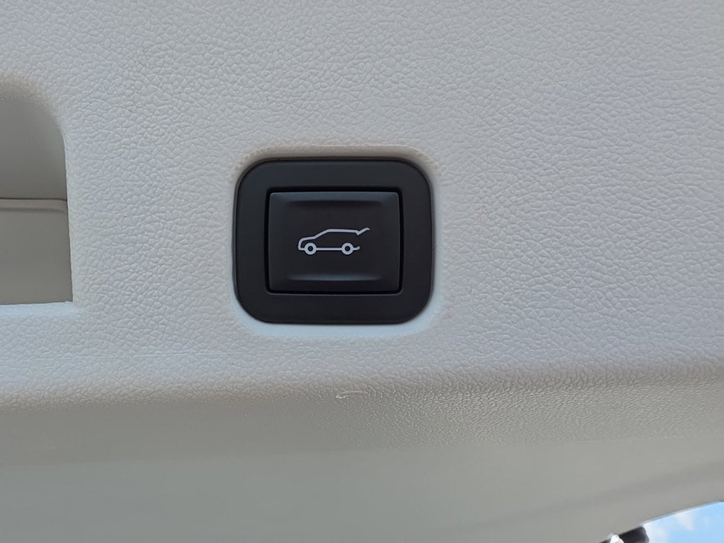 2024 GMC Acadia Denali - Photo 15