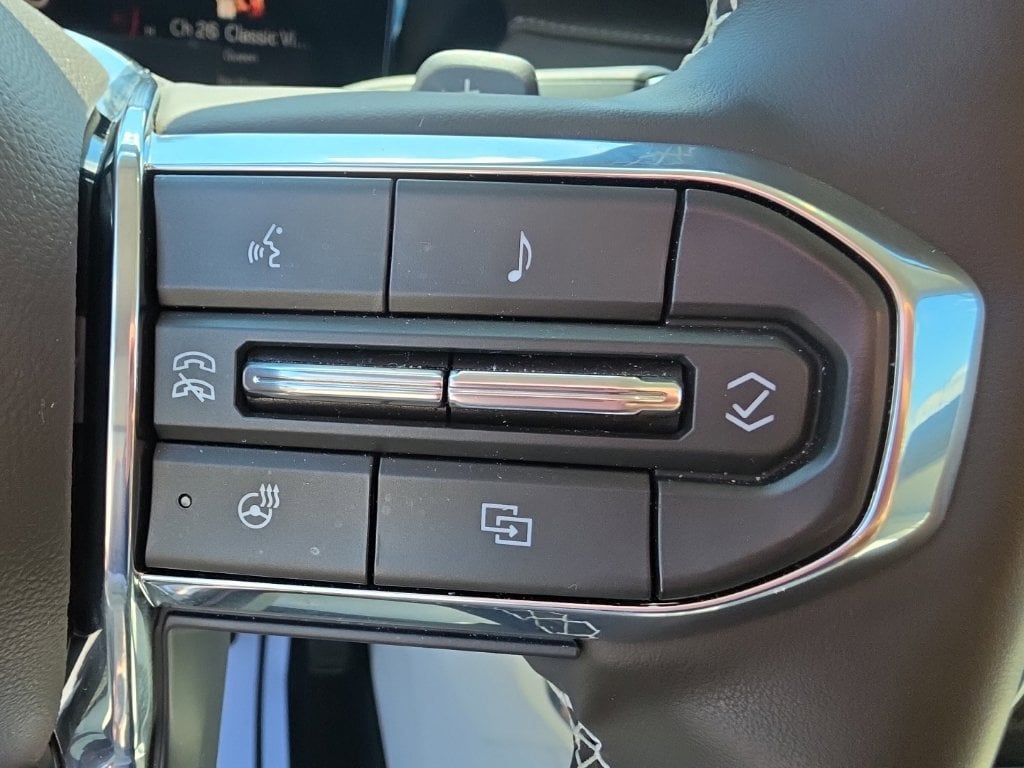 2024 GMC Acadia Denali - Photo 32
