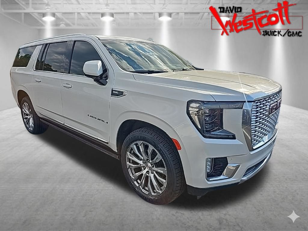 2021 GMC Yukon Denali AWD's photo