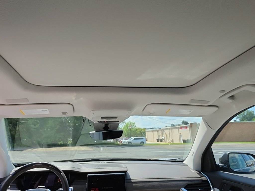 2024 GMC Acadia Denali - Photo 27