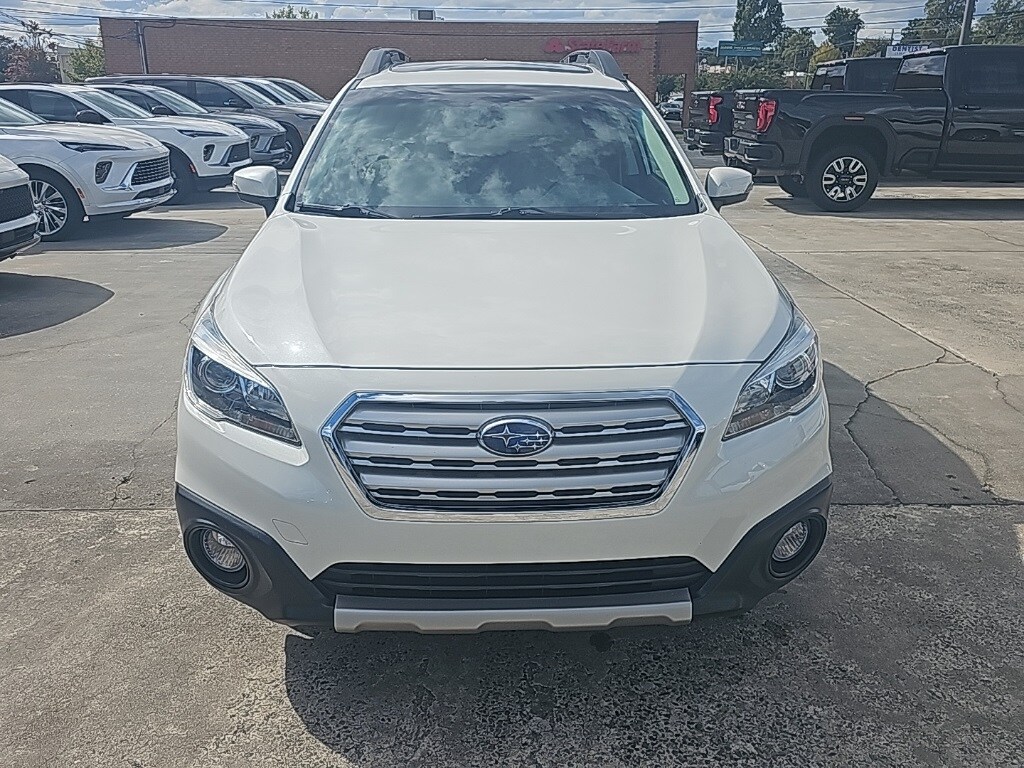 2017 Subaru Outback 2.5i photo 2