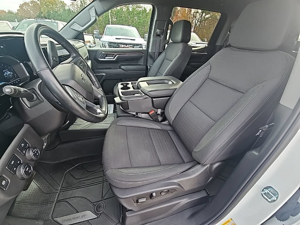 2023 Chevrolet Silverado 1500 RST - Photo 13