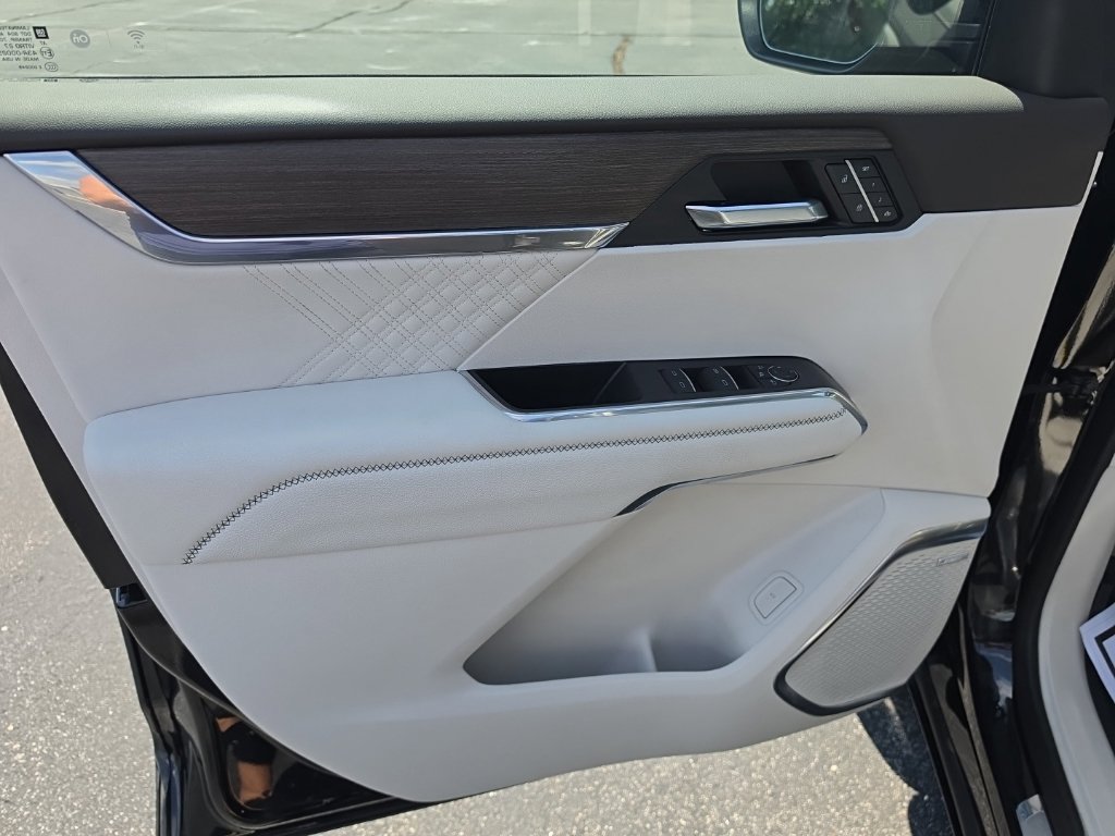 2024 GMC Acadia Denali - Photo 20