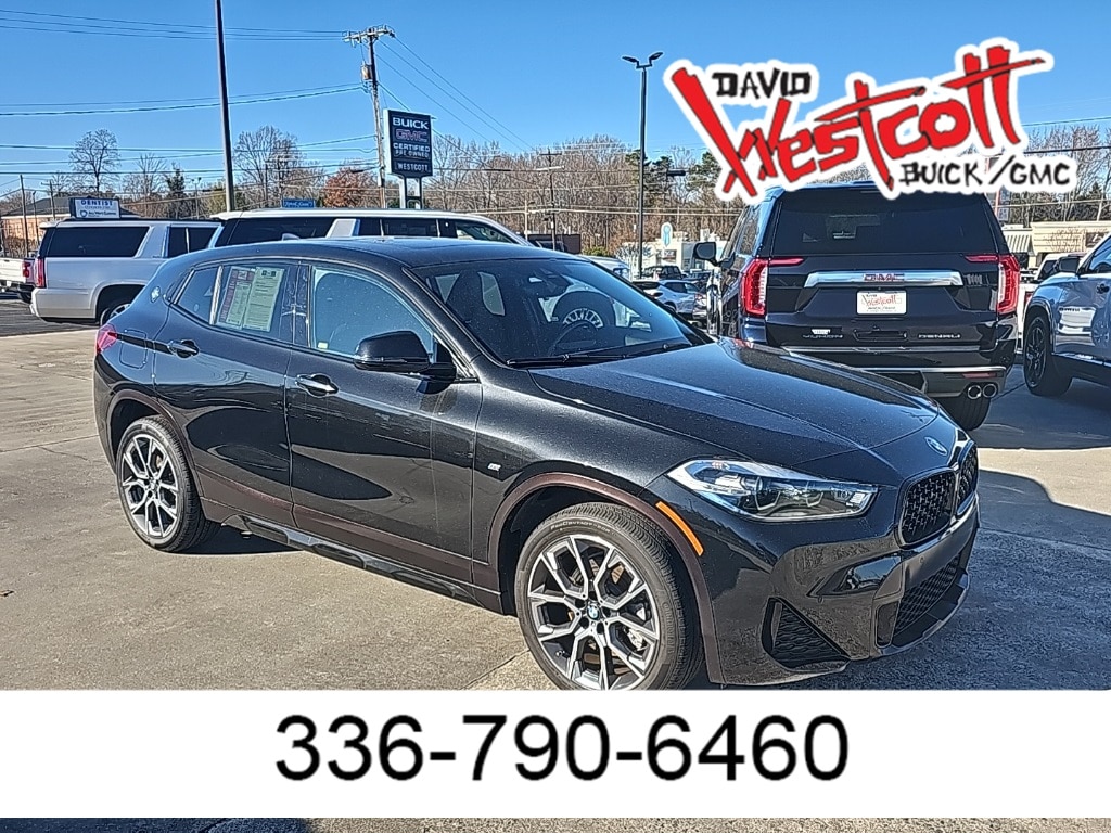2022 BMW X2 28i's photo