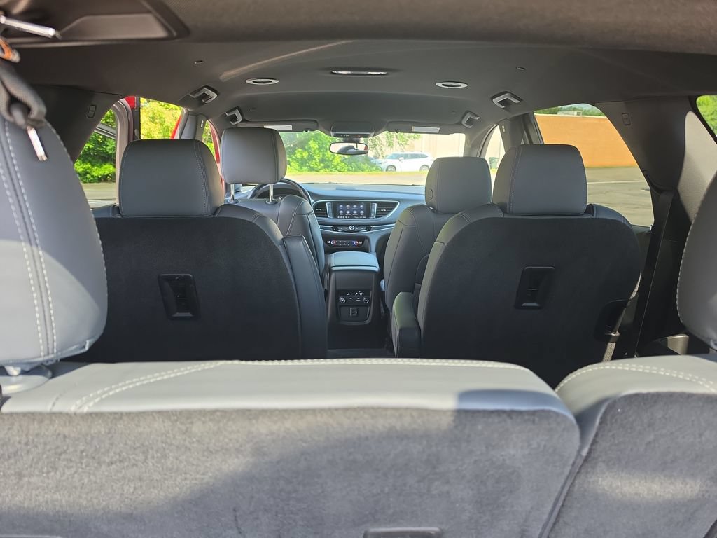 2023 Buick Enclave Essence - Photo 21