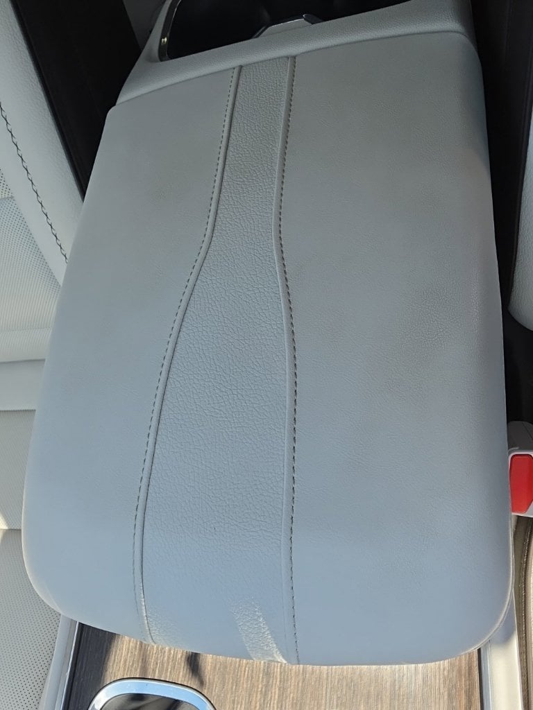 2024 GMC Acadia Denali - Photo 39