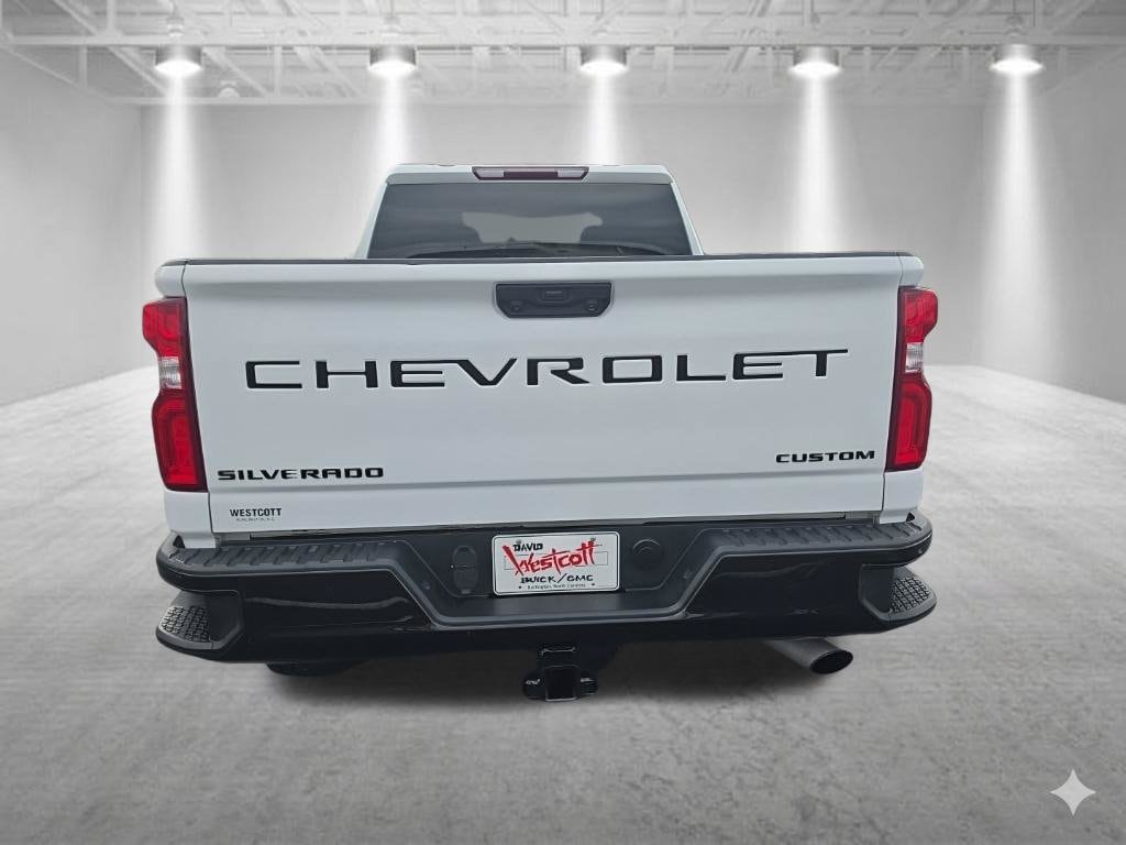 2021 Chevrolet Silverado 2500HD Custom - Photo 5
