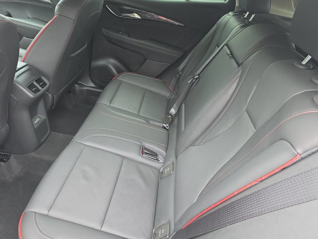 2023 Buick Envision Essence - Photo 16
