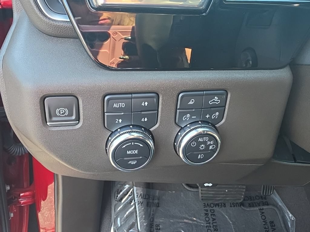 2023 GMC Sierra 1500 SLT - Photo 19