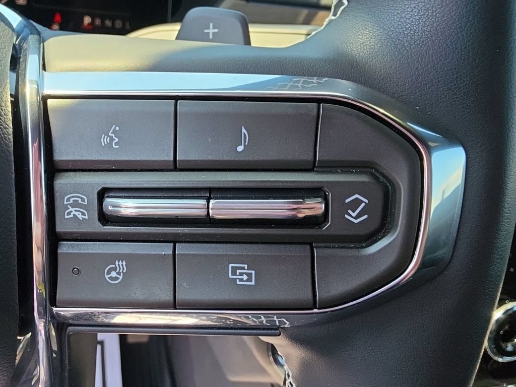2026 GMC Acadia Denali - Photo 28