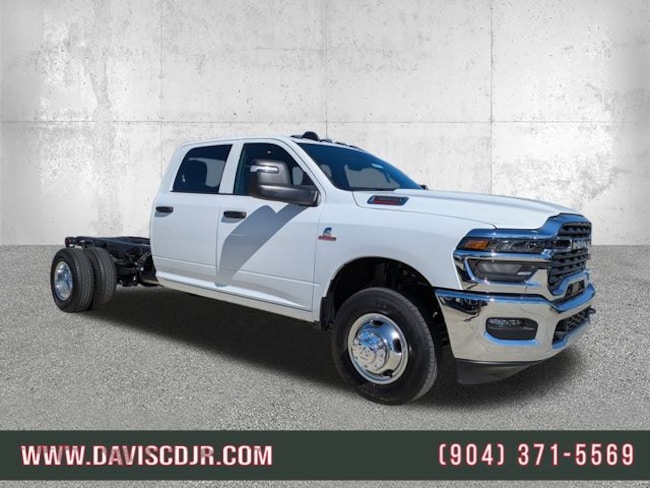 2026 Ram 3500 Chassis Cab Tradesman/Big Horn Pickup