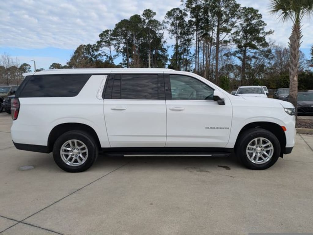 Used 2024 Chevrolet Suburban LT SUV