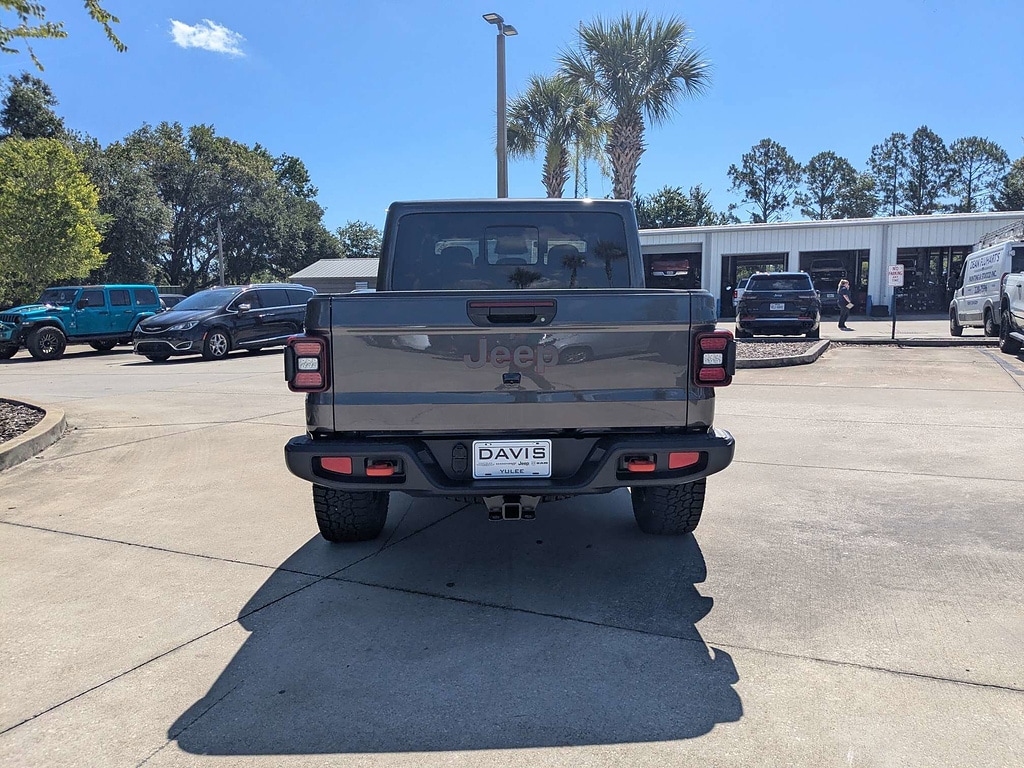 New 2026 Jeep Gladiator Mojave 4x4 Pickup