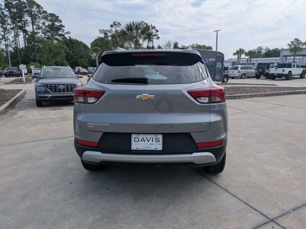 Used 2025 Chevrolet Trailblazer LT SUV