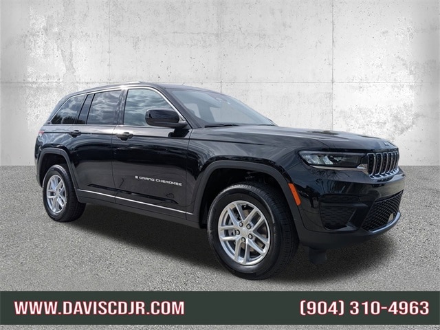 2025 Jeep Grand Cherokee Laredo's photo