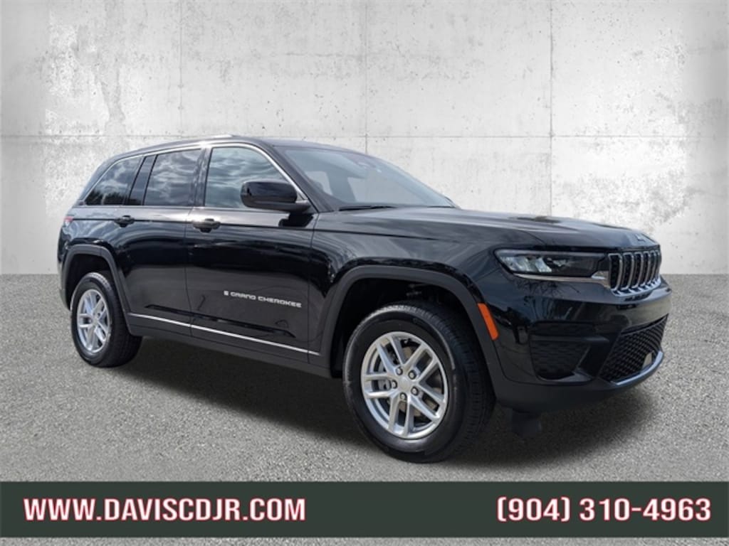 New 2025 Jeep Grand Cherokee Laredo Sport Utility