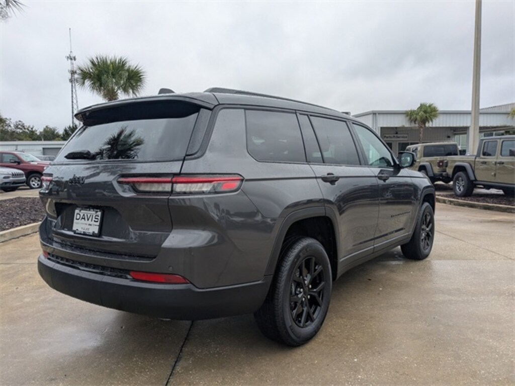 New 2025 Jeep Grand Cherokee L Altitude X Sport Utility