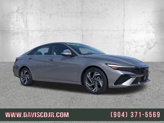 2025 Hyundai Elantra 2.0 SEL Convenience IVT's photo