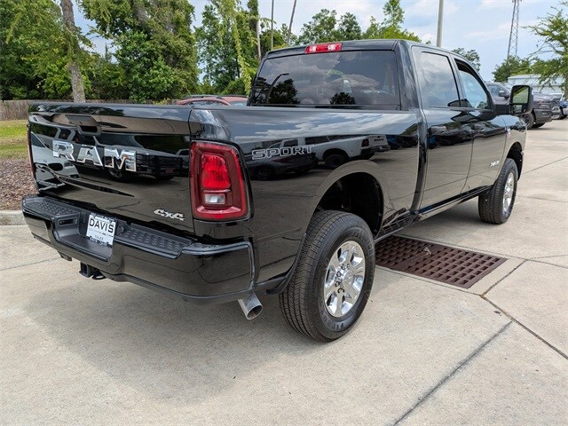 2025 Ram 2500 Big Horn photo 4