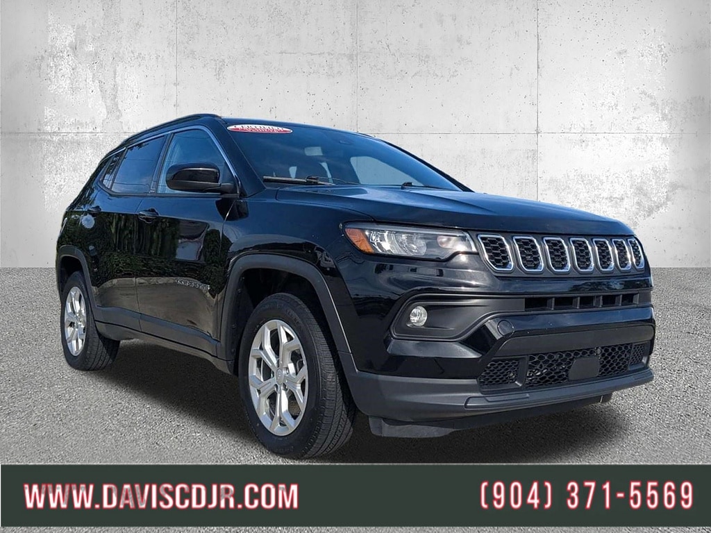 Used 2024 Jeep Compass Latitude