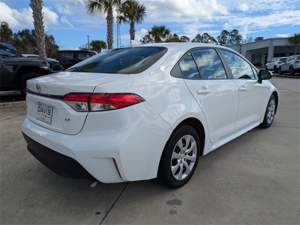 Used 2023 Toyota Corolla LE Sedan