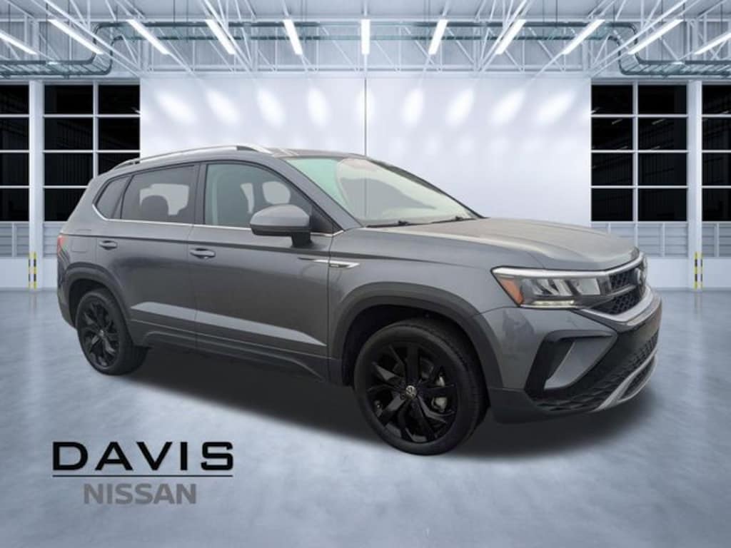 Used 2024 Volkswagen Taos 1.5T SE SUV